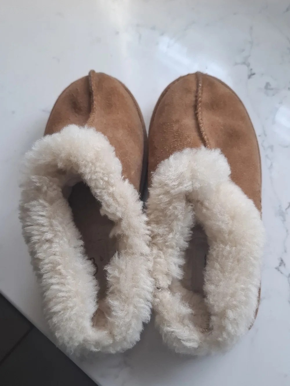 UGG Kids Chestnut Suede Sheepskin Clog Slippers with Cream Lining